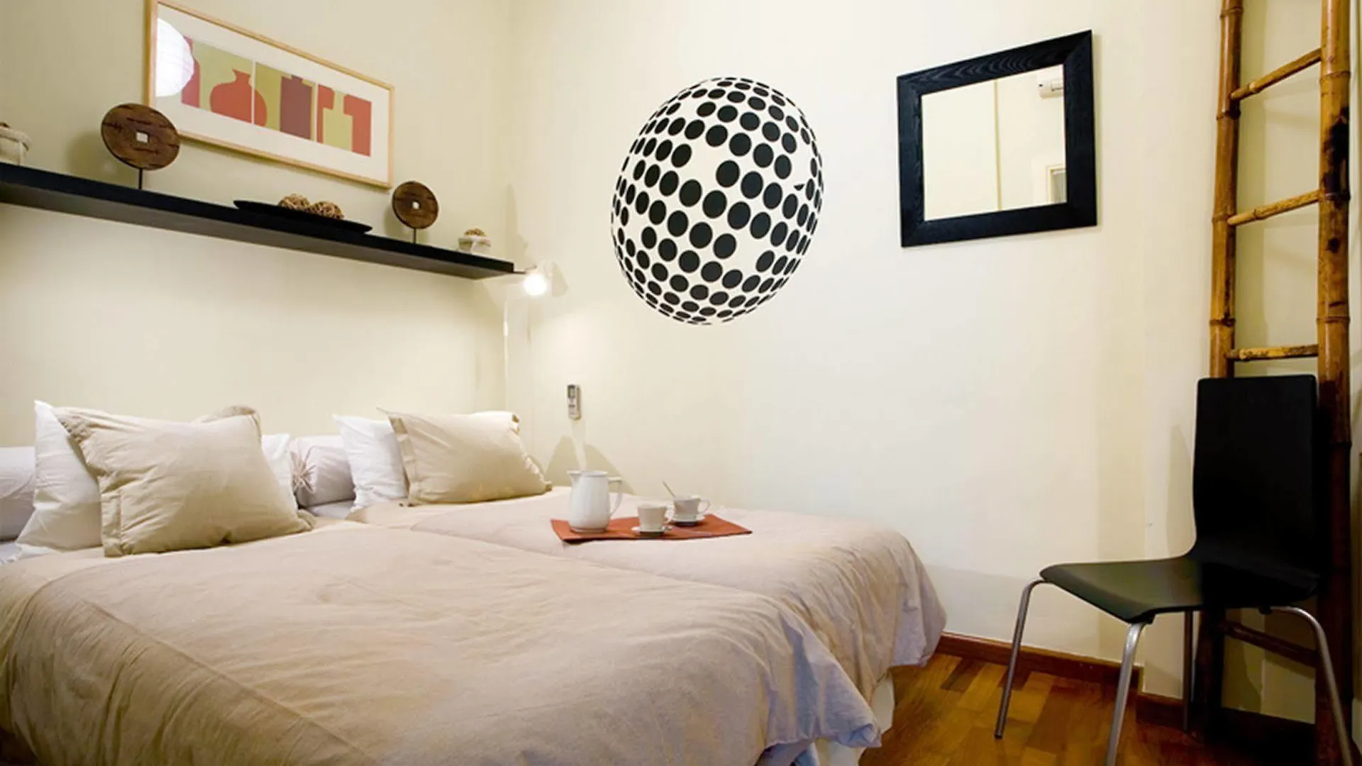Sicilia Apartment Barcelona Spain