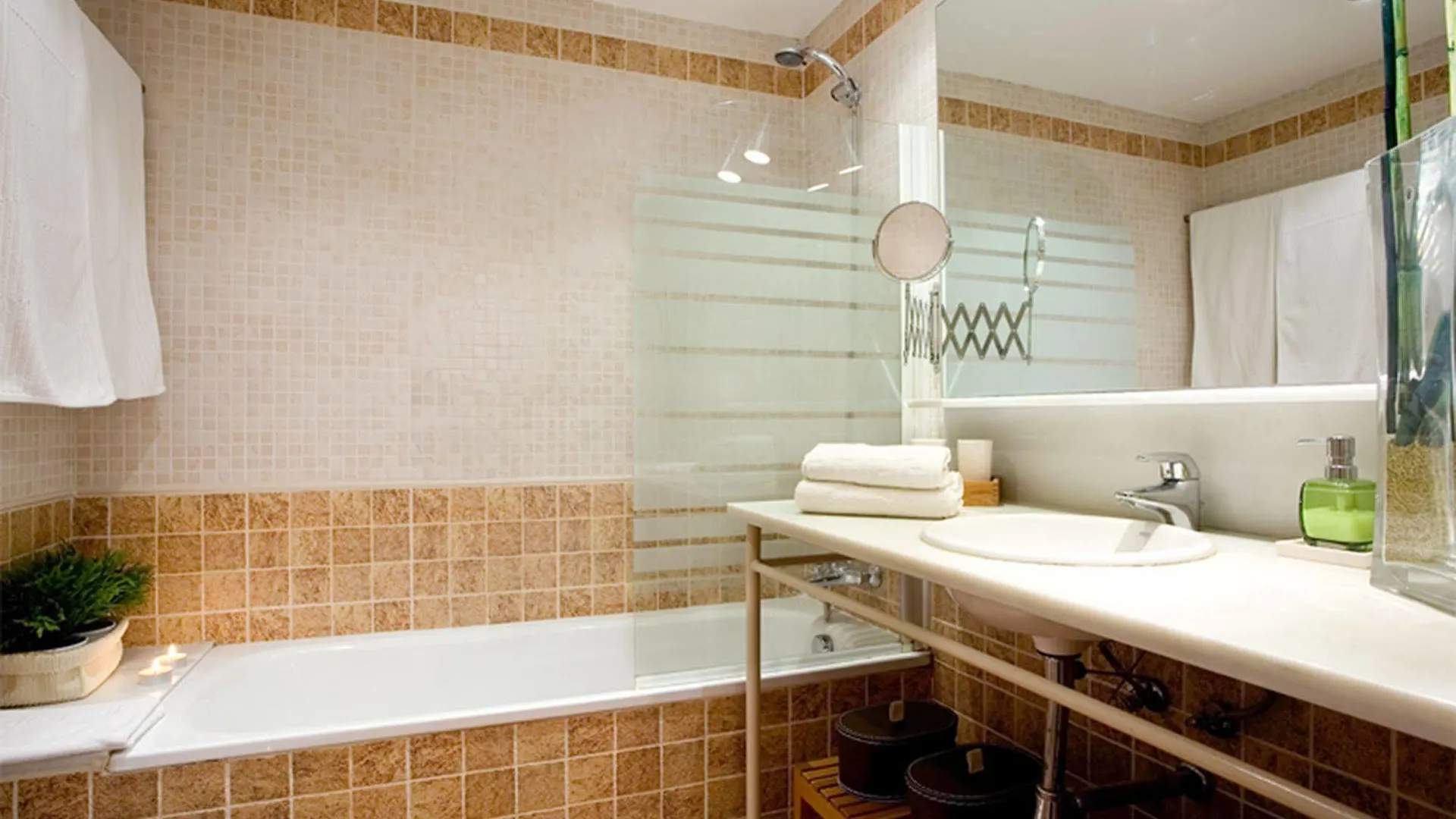 Sicilia Apartment Barcelona Spain